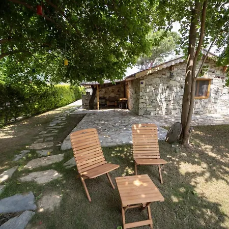 Couette-café Dutlu Tas Evleri 3*