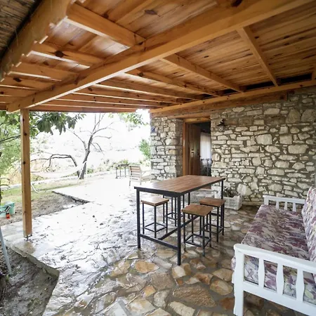 فندق مبيت وإفطار Dutlu Tas Evleri سوجاك
